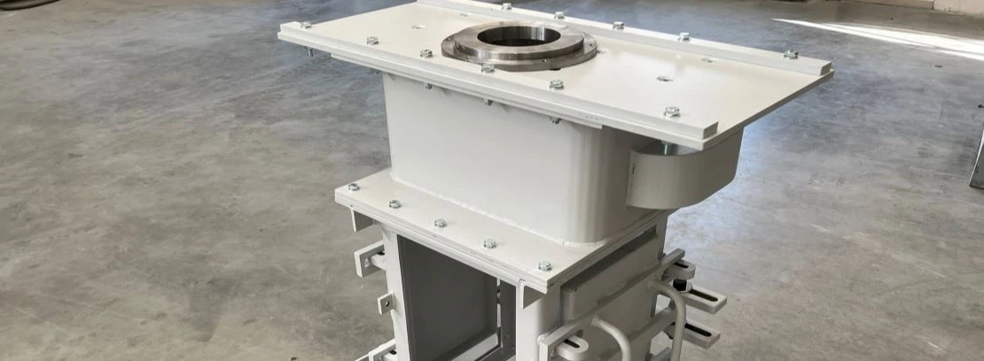 Image of a capacitor in a workshop